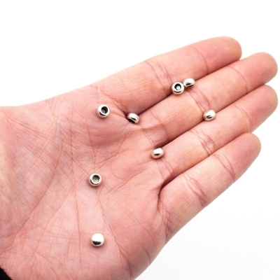 100 pezzi per terminali di gioielli in argento antico in pelle rotonda da 3 mm che trovano gioielli D-5-3-8