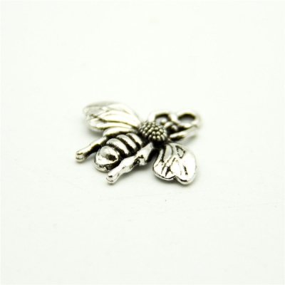 10 units Pendant antique silver Little bee jewelry pendant Jewelry Findings & Components D-3-301