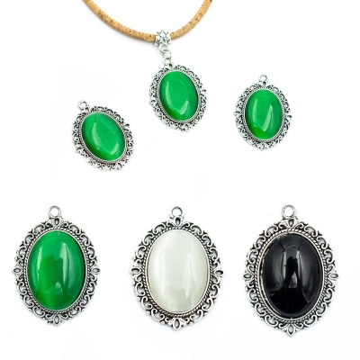 3pcs Green, White or Black Zamak pendant D-3-241