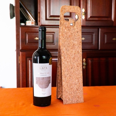 Natural cork wine packaging and carrying gift bag L-1007